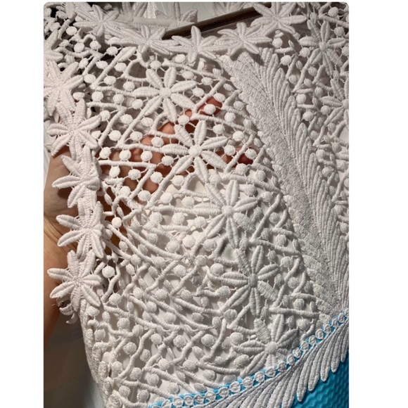 Lilly Pulitzer lace shift dress - Picture 6 of 7